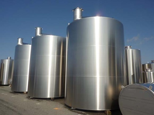 STEEL TANK FABRICATION IN DUBAI 